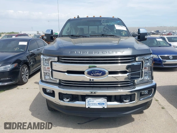 2019 Ford F-250 XL with VIN 1FT7W2BT1KEG69559, listed as a IAAI auction lot 37327070 with 75,189 mi miles and . Bid and sale history available at DreamBid. Image 12.