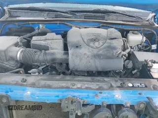 2019 Toyota Tacoma SR with VIN 5TFCZ5AN0KX201840, listed as a IAAI auction lot 42181166 with 83,161 mi miles and . Bid and sale history available at DreamBid. Image 21.