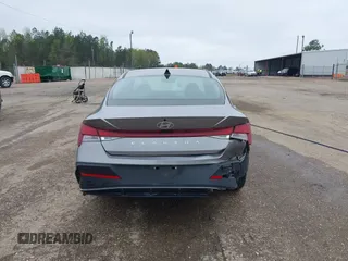 2025 Hyundai Elantra SE z VIN KMHLL4DG3SU860243, wystawiony jako IAAI lot #41899929 z przebiegiem 26 162 mil mil oraz . Historia ofert i sprzedaży dostępna na DreamBid. Obrazek 16.
