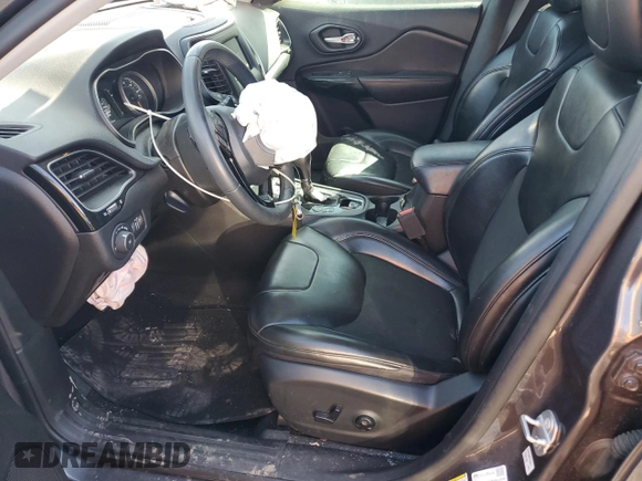 2020 Jeep Cherokee Altitude with VIN 1C4PJLLB3LD543785, listed as a Copart auction lot 50270105 with 69,774 mi miles and Salvage title. Bid and sale history available at DreamBid. Image 7.
