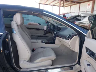 2014 Mercedes-Benz E-Class E 350 with VIN WDDKK5KF2EF269726, listed as a IAAI auction lot 41403284 with 37,046 mi miles. Bid and sale history available at carsss.com. Image 5.