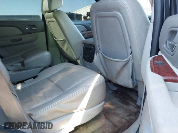 2009 GMC Yukon SLT w/4SB with VIN 1GKFC33089R158646, listed as a IAAI auction lot 41322497 with 279,966 mi miles. Bid and sale history available at carsss.com. Image 8.