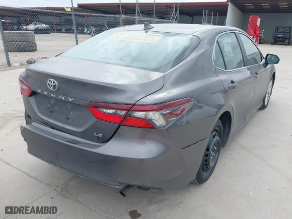 2024 Toyota Camry LE with VIN 4T1C11AK6RU850099, listed as a IAAI auction lot 41712649 with 39,825 mi miles. Bid and sale history available at carsss.com. Image 4.