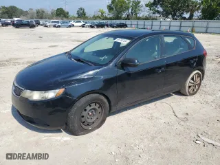 2013 Kia Forte 5-Door EX with VIN KNAFU5A29D5687738, listed as a Copart auction lot 66790704 with 156,326 mi miles and Clean Title. Bid and sale history available at carsss.com. Image 1.