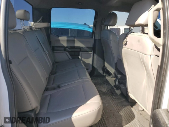 2018 Ford F-350 XL с VIN 1FT8W3BT7JEB64795, выставлен на аукционе Copart как лот 85043604 с пробегом Не указан миль и Списание • Salvage title. История ставок и продаж доступна на DreamBid. Изображение 10.