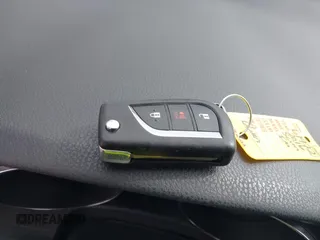 2016 Scion iM z VIN JTNKARJE1GJ503475, wystawiony jako IAAI lot #41933435 z przebiegiem 146 581 mil mil oraz . Historia ofert i sprzedaży dostępna na DreamBid. Obrazek 11.