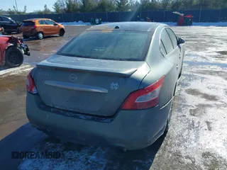 2010 Nissan Maxima S z VIN 1N4AA5AP9AC803681, wystawiony jako IAAI lot #41614005 z przebiegiem 195 485 mil mil oraz . Historia ofert i sprzedaży dostępna na DreamBid. Obrazek 4.