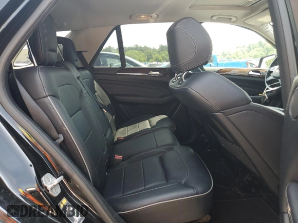 2013 Mercedes-Benz M 350 z VIN 4JGDA5HBXDA100782, wystawiony jako Copart lot #60680145 z przebiegiem 203 190 mil mil oraz Czysty tytuł • Clean title. Historia ofert i sprzedaży dostępna na DreamBid. Obrazek 11.