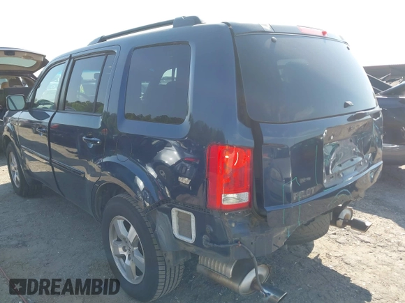 2011 Honda Pilot EX-L with VIN 5FNYF4H53BB100669, listed as a IAAI auction lot 42028998 with 137,215 mi miles. Bid and sale history available at carsss.com. Image 3.