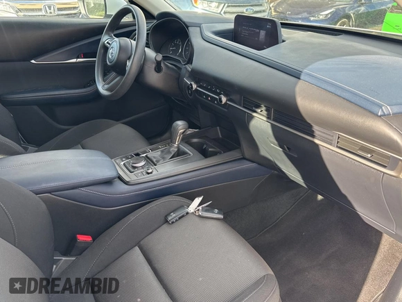 2021 Mazda CX-30 S with VIN 3MVDMAAL8MM226907, listed as a Copart auction lot 53000045 with 29,496 mi miles and Salvage Title. Bid and sale history available at DreamBid. Image 5.