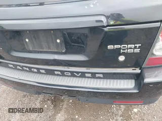 2011 Land Rover Range Rover Sport HSE z VIN SALSF2D42BA716095, wystawiony jako IAAI lot #42331351 z przebiegiem 115 126 mil mil oraz . Historia ofert i sprzedaży dostępna na DreamBid. Obrazek 6.