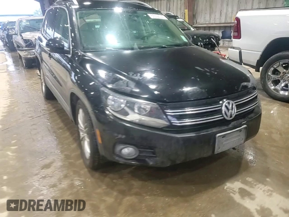 2012 Volkswagen Tiguan SE z VIN WVGAV7AX5CW536238, wystawiony jako Copart lot #55528005 z przebiegiem 127 732 mil mil oraz Szkody całkowita. Historia ofert i sprzedaży dostępna na DreamBid. Obrazek 15.