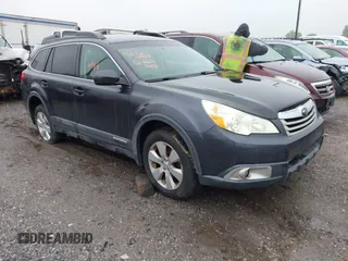 2010 Subaru Outback Premium All-Weather Anniversary z VIN 4S4BRBCC8A3329542, wystawiony jako IAAI lot #42326989 z przebiegiem 180 050 mil mil oraz . Historia ofert i sprzedaży dostępna na DreamBid. Obrazek 1.