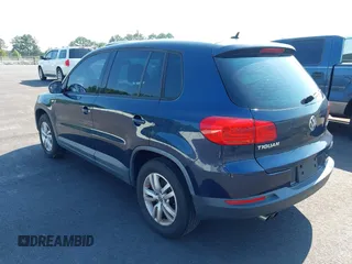 2012 Volkswagen Tiguan SE с VIN WVGAV7AX2CW582223, выставлен на аукционе IAAI как лот 42681171 с пробегом 129 117 миль миль и . История ставок и продаж доступна на DreamBid. Изображение 3.