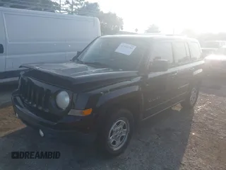 2014 Jeep Patriot Sport with VIN 1C4NJPBA3ED720412, listed as a IAAI auction lot 42390785 with 215,446 mi miles and . Bid and sale history available at DreamBid. Image 2.