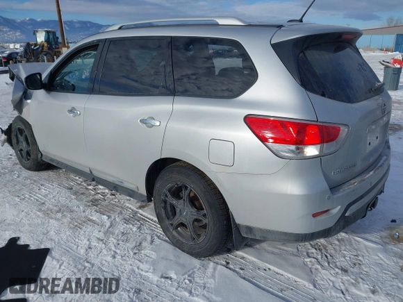 2013 Nissan Pathfinder SV with VIN 5N1AR2MM5DC686281, listed as a IAAI auction lot 41353409 with 1 mi miles. Bid and sale history available at carsss.com. Image 3.