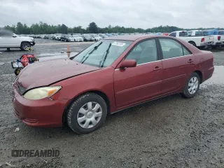 2002 Toyota Camry LE z VIN 4T1BE32K72U033398, wystawiony jako Copart lot #57962205 z przebiegiem 133 235 mil mil oraz Szkoda całkowita • Salvage title. Historia ofert i sprzedaży dostępna na DreamBid. Obrazek 1.