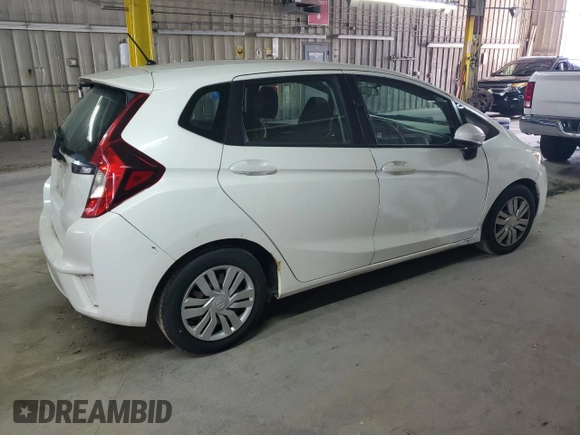 2015 Honda Fit LX with VIN 3HGGK5H55FM744447, listed as a Copart auction lot 62148025 with 261,079 mi miles and Clean title. Bid and sale history available at DreamBid. Image 3.