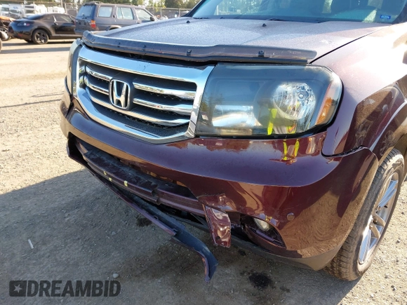 2014 Honda Pilot Touring with VIN 5FNYF4H93EB502117, listed as a IAAI auction lot 42086774 with 111,003 mi miles and . Bid and sale history available at carsss.com. Image 6.