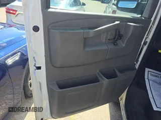 2021 Chevrolet Express Cargo с VIN 1GCWGAFP2M1166293, выставлен на аукционе IAAI как лот 42566387 с пробегом 116 410 миль миль и . История ставок и продаж доступна на DreamBid. Изображение 4.
