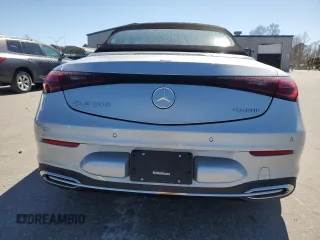 2024 Mercedes-Benz CLE 300 z VIN W1KMK4HB7RF028287, wystawiony jako Copart lot #48544755 z przebiegiem Nie podano mil oraz Szkoda całkowita • Salvage title. Historia ofert i sprzedaży dostępna na DreamBid. Obrazek 6.