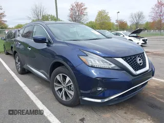 2023 Nissan Murano SV z VIN 5N1AZ2BS8PC112831, wystawiony jako IAAI lot #42083553 z przebiegiem 48 834 mil mil oraz . Historia ofert i sprzedaży dostępna na DreamBid. Obrazek 1.