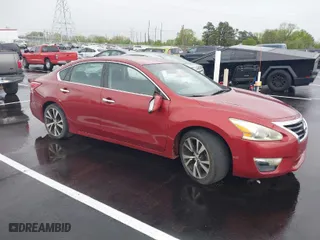 2013 Nissan Altima 2.5 SL with VIN 1N4AL3AP5DN410025, listed as a IAAI auction lot 41941350 with 289,651 mi miles. Bid and sale history available at carsss.com. Image 1.