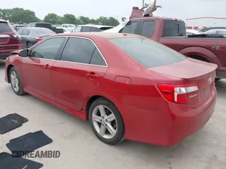 2013 Toyota Camry L with VIN 4T1BF1FK7DU689616, listed as a IAAI auction lot 41942747 with 119,234 mi miles. Bid and sale history available at carsss.com. Image 3.