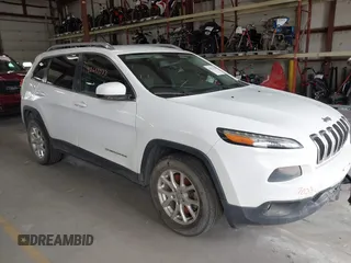 2014 Jeep Cherokee Latitude с VIN 1C4PJLCB5EW101744, выставлен на аукционе IAAI как лот 42617033 с пробегом 102 031 миль миль и . История ставок и продаж доступна на DreamBid. Изображение 1.