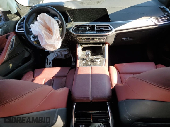 2022 BMW X6 xDrive40i with VIN 5UXCY6C01N9K65807, listed as a Copart auction lot 84708104 with 0 mi miles and Salvage Title. Bid and sale history available at carsss.com. Image 8.
