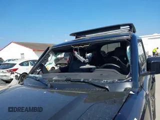 2022 Land Rover Defender с VIN SALEY6RU3N2094502, выставлен на аукционе IAAI как лот 41441167 с пробегом 28 610 миль миль и . История ставок и продаж доступна на DreamBid. Изображение 12.