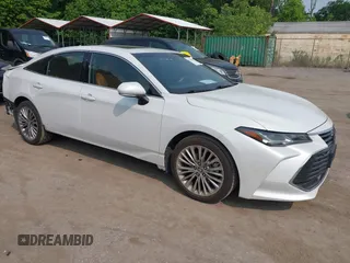 2019 Toyota Avalon XLE z VIN 4T1BZ1FB5KU031152, wystawiony jako IAAI lot #42412995 z przebiegiem 51 243 mil mil oraz . Historia ofert i sprzedaży dostępna na DreamBid. Obrazek 1.