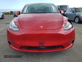 2021 Tesla Model Y Standard Range z VIN 5YJYGDED7MF111377, wystawiony jako Copart lot #45772075 z przebiegiem 34 331 mil mil oraz Szkoda całkowita • Salvage title. Historia ofert i sprzedaży dostępna na DreamBid. Obrazek 5.
