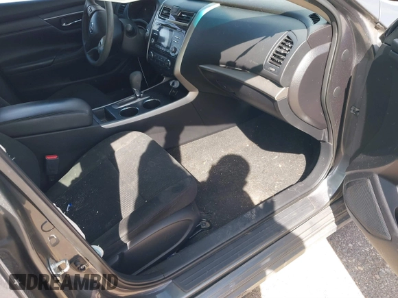 2015 Nissan Altima S with VIN 1N4AL3AP7FN867163, listed as a IAAI auction lot 41773956 with 73,797 mi miles and . Bid and sale history available at DreamBid. Image 5.
