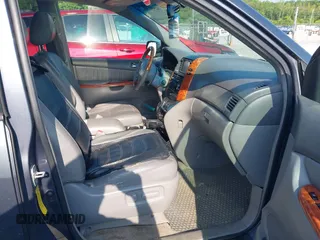 2009 Toyota Sienna XLE with VIN 5TDZK22C49S261775, listed as a IAAI auction lot 42599134 with 234,547 mi miles and . Bid and sale history available at DreamBid. Image 5.