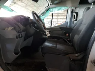 2019 Ford Transit z VIN 1FTYR2YM2KKB16450, wystawiony jako Copart lot #87336424 z przebiegiem 180 945 mil mil oraz Szkoda całkowita • Salvage title. Historia ofert i sprzedaży dostępna na DreamBid. Obrazek 7.