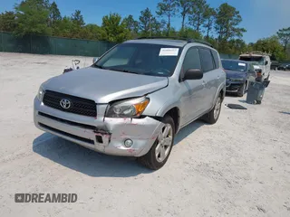 2008 Toyota RAV4 Sport with VIN JTMZD32V886075558, listed as a IAAI auction lot 41999352 with 217,271 mi miles and . Bid and sale history available at DreamBid. Image 17.
