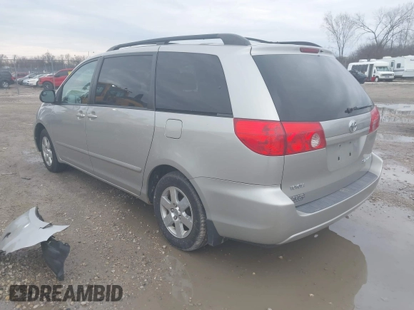 2010 Toyota Sienna CE с VIN 5TDKK4CCXAS307741, выставлен на аукционе IAAI как лот 42084191 с пробегом 167 583 миль миль и . История ставок и продаж доступна на DreamBid. Изображение 3.
