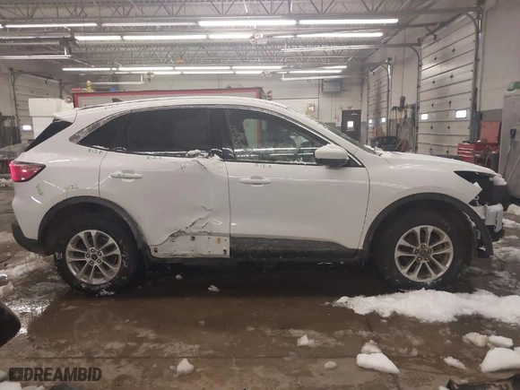 2020 Ford Escape SE with VIN 1FMCU9G63LUA90401, listed as a IAAI auction lot 41605975 with 79,498 mi miles. Bid and sale history available at carsss.com. Image 14.