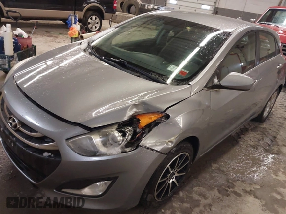 2013 Hyundai Elantra GT with VIN KMHD35LE6DU101924, listed as a IAAI auction lot 42032821 with 188,839 mi miles. Bid and sale history available at carsss.com. Image 6.