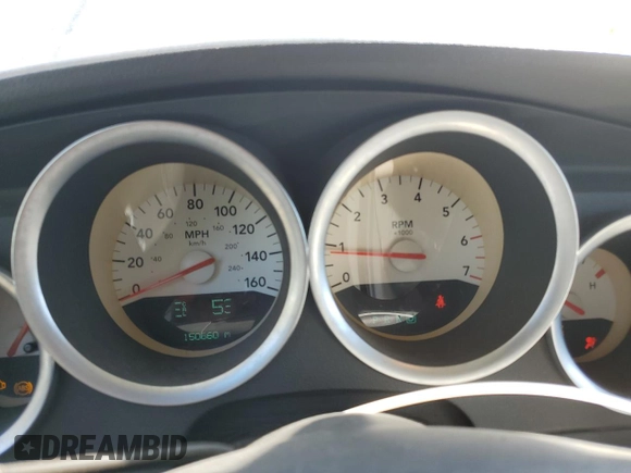 2005 Dodge Magnum RT z VIN 2D8GV58285H636754, wystawiony jako Copart lot #47697955 z przebiegiem 150 660 mil mil oraz Szkoda całkowita • Salvage title. Historia ofert i sprzedaży dostępna na DreamBid. Obrazek 9.