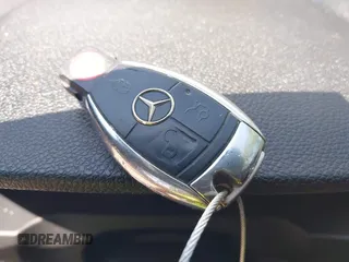 2008 Mercedes-Benz C 300 Sport with VIN WDDGF81X08F117289, listed as a IAAI auction lot 42564147 with 174,162 mi miles and . Bid and sale history available at DreamBid. Image 11.