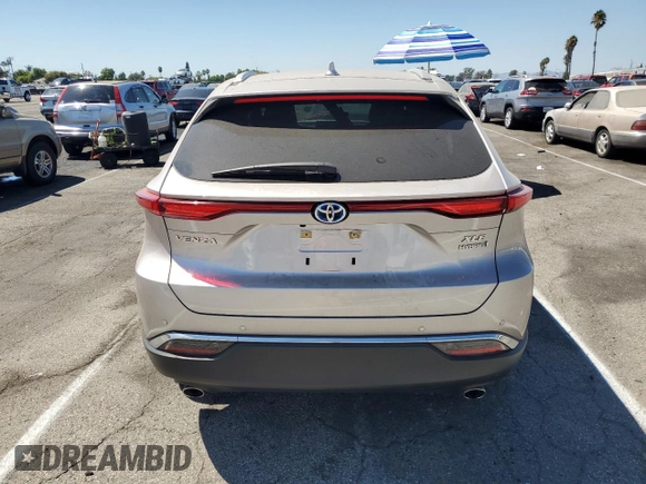 2022 Toyota Venza LE with VIN JTEAAAAH0NJ117778, listed as a Copart auction lot 70508694 with 31,492 mi miles and Salvage Title. Bid and sale history available at carsss.com. Image 6.