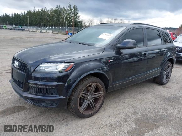 2013 Audi Q7 3.0T S line Prestige with VIN WA1DGAFE9DD015594, listed as a IAAI auction lot 41795868 with 123,525 mi miles. Bid and sale history available at carsss.com. Image 2.