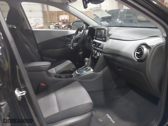 2019 Hyundai Kona SEL with VIN KM8K6CAA4KU382976, listed as a IAAI auction lot 41820749 with 61,619 mi miles. Bid and sale history available at carsss.com. Image 5.