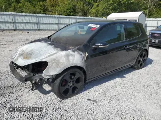 2010 Volkswagen GTI z VIN WVWEV7AJ1AW281277, wystawiony jako Copart lot #71370754 z przebiegiem Nie podano mil oraz Szkoda całkowita • Salvage title. Historia ofert i sprzedaży dostępna na DreamBid. Obrazek 1.