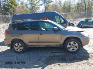 2011 Toyota RAV4 with VIN 2T3JF4DV1BW096753, listed as a IAAI auction lot 42064456 with 118,741 mi miles. Bid and sale history available at carsss.com. Image 13.