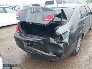 2009 Toyota Avalon XL with VIN 4T1BK36B19U333046, listed as a IAAI auction lot 41895870 with 185,626 mi miles. Bid and sale history available at carsss.com. Image 6.
