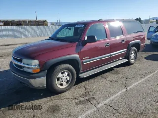 2000 Chevrolet Suburban LT with VIN 3GNFK16T4YG147769, listed as a Copart auction lot 49355295 with 267,164 mi miles and Clean Title. Bid and sale history available at carsss.com. Image 1.