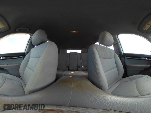 2011 Kia Sorento LX with VIN 5XYKTDA24BG079158, listed as a IAAI auction lot 42142191 with 191,687 mi miles. Bid and sale history available at carsss.com. Image 21.